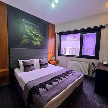 Black Art Otel Istanbul Exterior photo